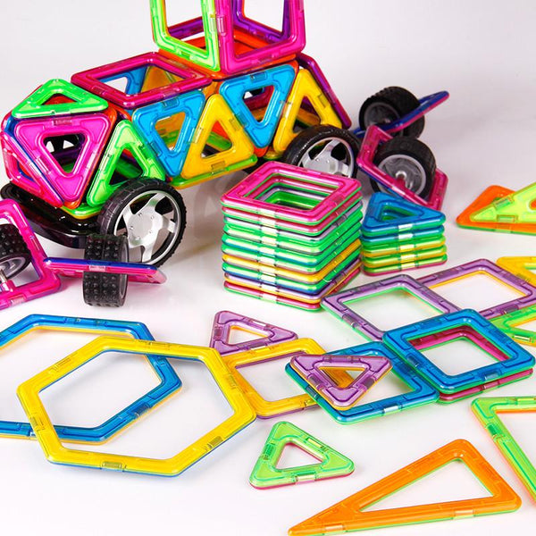 Build With Magnets for All ages Crazy Offer - Starter Pack